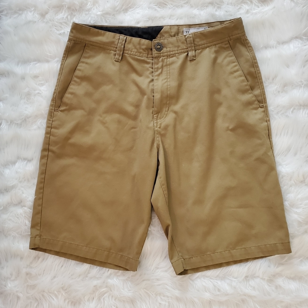 VOLCUM MEN'S KAHKI SHORTS SIZE 33